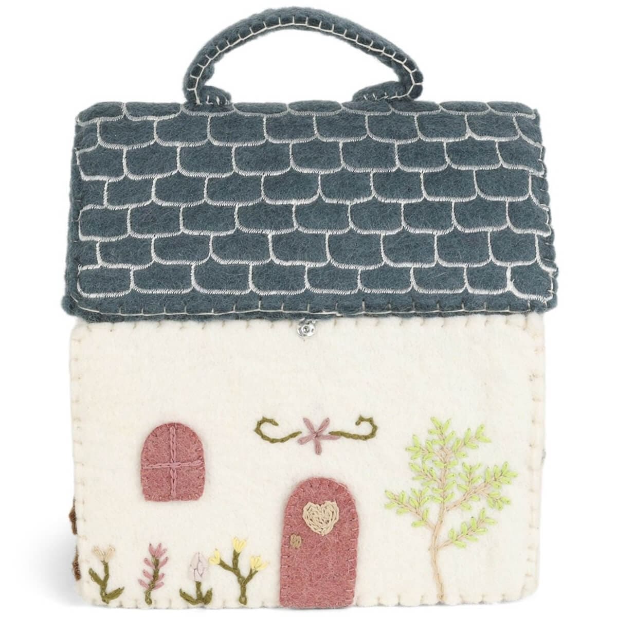 Casita de fieltro. Gry & Sif