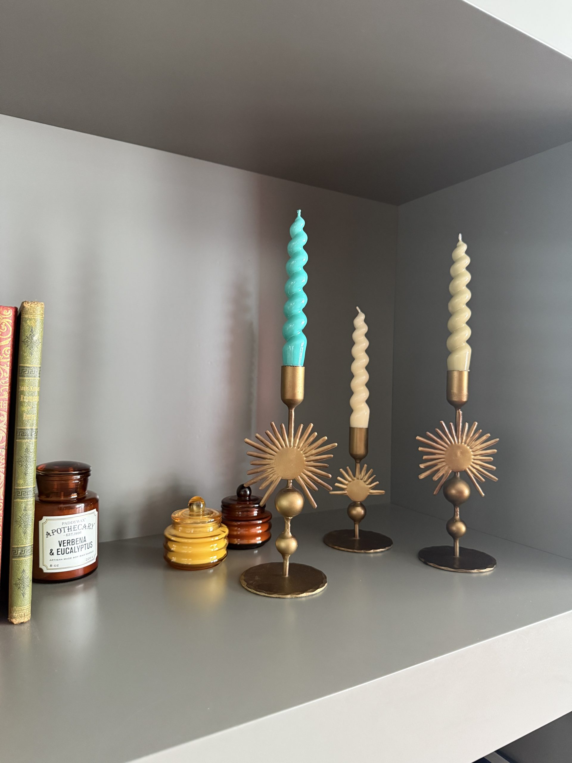 SOLEIL BAJO - Portavelas dorado con sol. CÔTÉ TABLE - Imagen 4