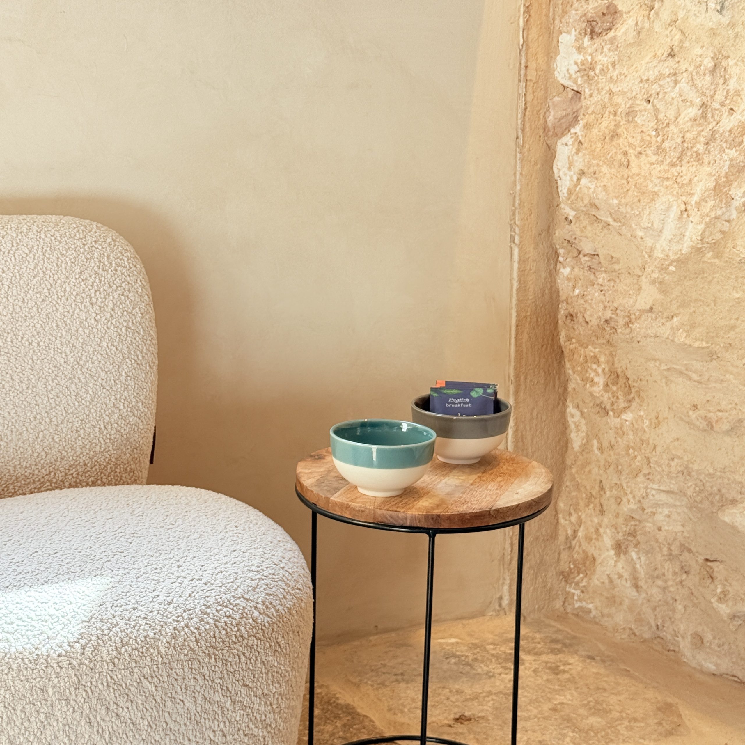 CRAKEL - Set de 2 cuencos / boles de grés en diferentes colores. CÔTÉ TABLE - Imagen 4