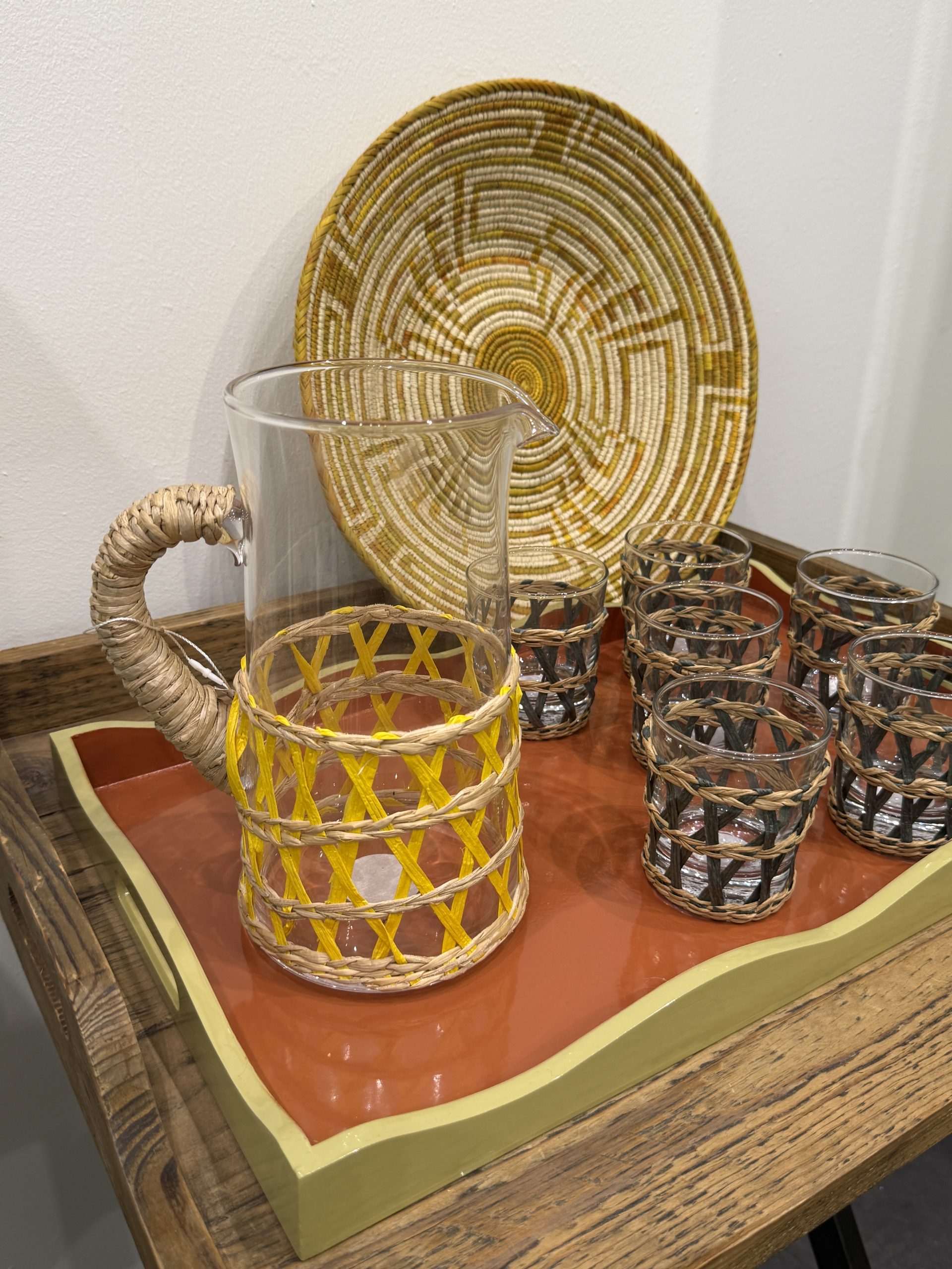 LACIS AMARILLO - Jarra de cristal y ratán de color amarillo y natural. CÔTÉ TABLE - Imagen 4